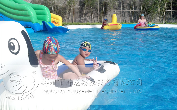 黑点狗趣味水上漂浮物儿童嬉水休闲运动水上游乐设施